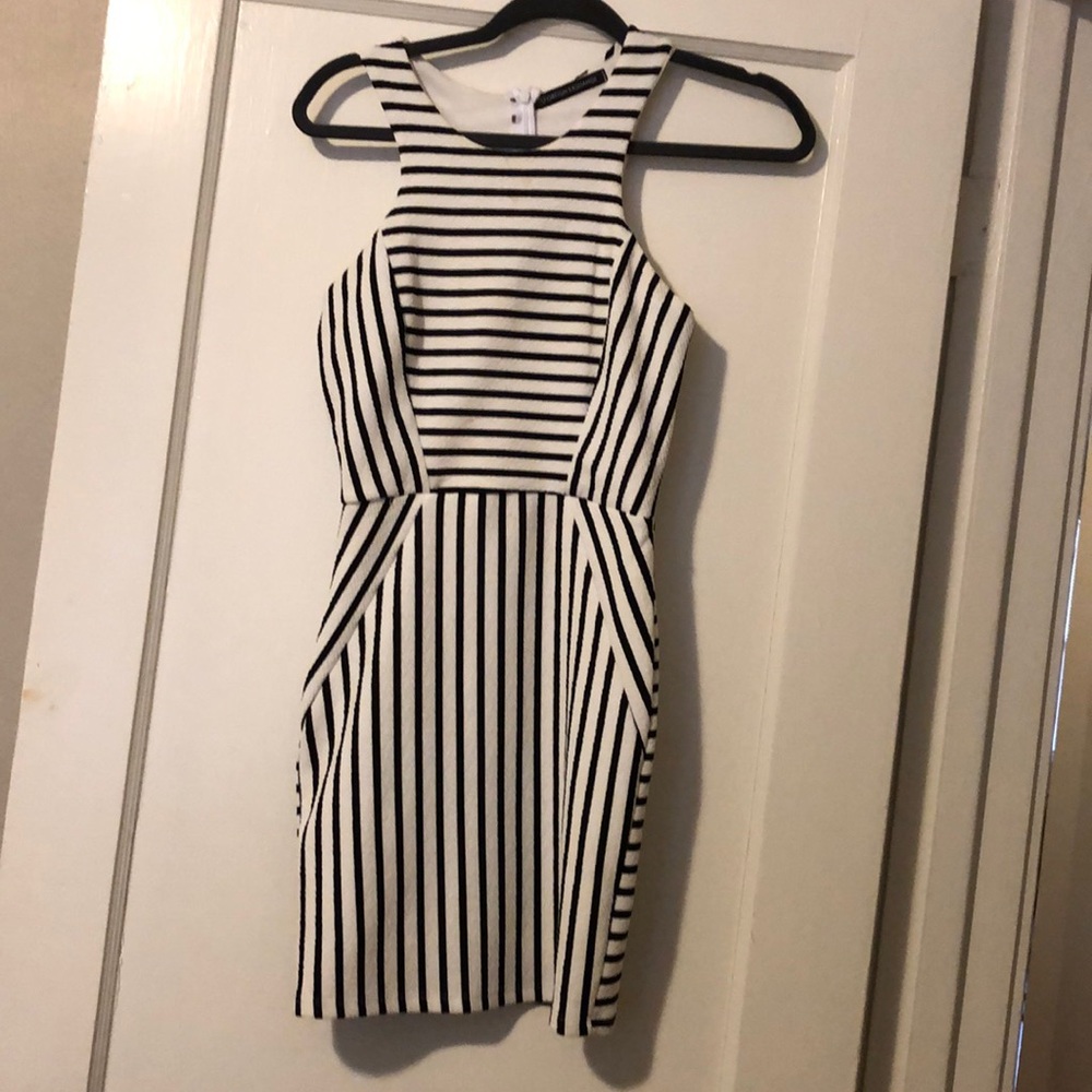 Foreign exchange dress